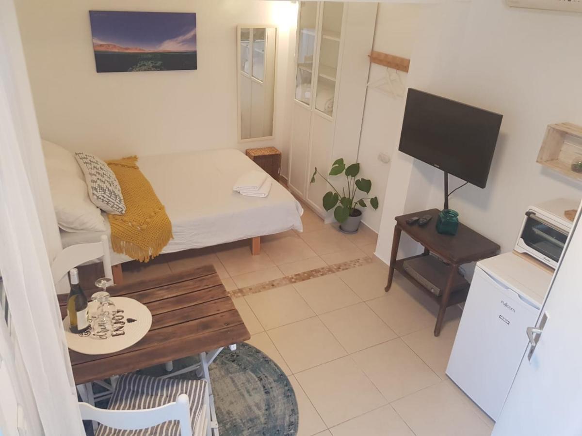 כרמונ'ס פטיו - Carmona'S Patio Apartment Eilat Bagian luar foto