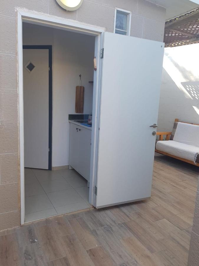 כרמונ'ס פטיו - Carmona'S Patio Apartment Eilat Bagian luar foto